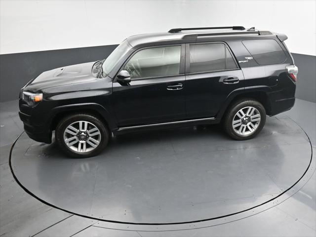 Photo of 2022 Midnight Black Metallic Toyota 4Runner