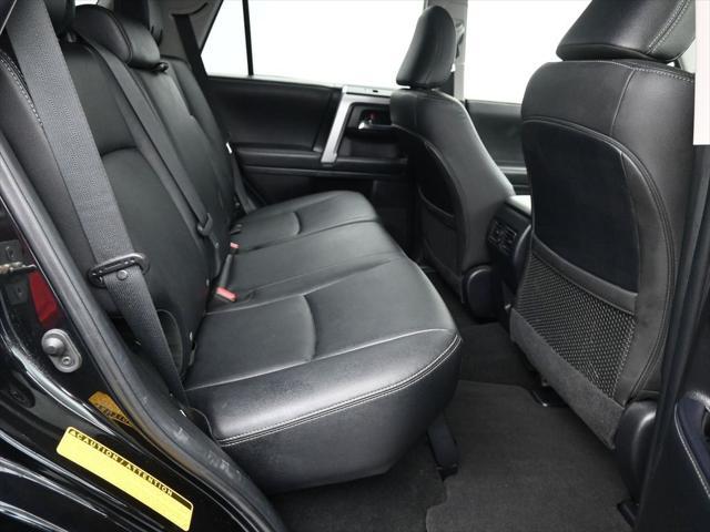 Photo of 2022 Midnight Black Metallic Toyota 4Runner