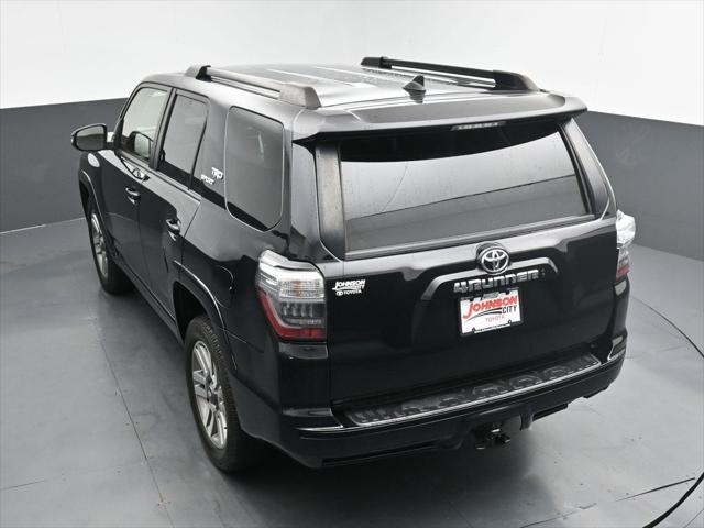 Photo of 2022 Midnight Black Metallic Toyota 4Runner
