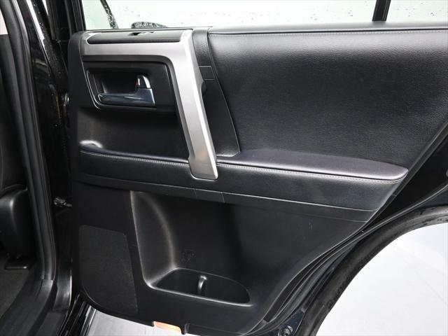 Photo of 2022 Midnight Black Metallic Toyota 4Runner