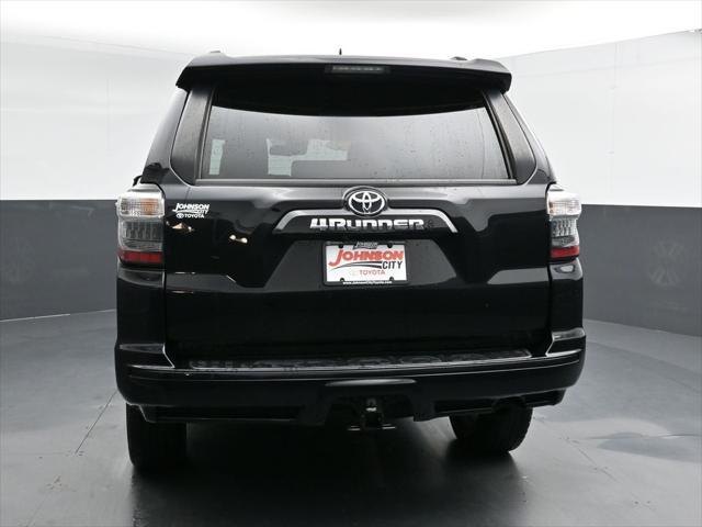 Photo of 2022 Midnight Black Metallic Toyota 4Runner