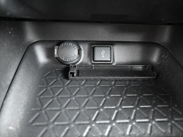 Photo of 2022 Silver Sky Metallic Toyota RAV4