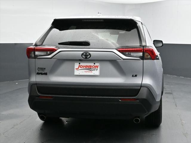 Photo of 2022 Silver Sky Metallic Toyota RAV4