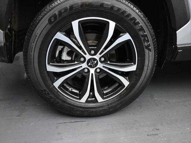 Photo of 2022 Silver Sky Metallic Toyota RAV4