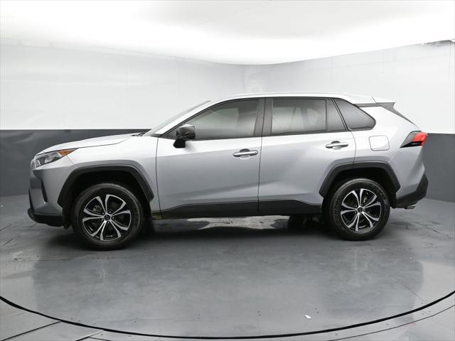 Photo of 2022 Silver Sky Metallic Toyota RAV4