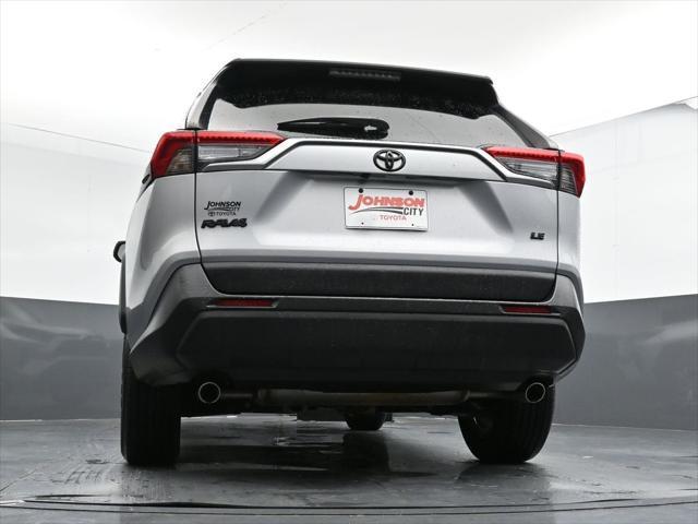 Photo of 2022 Silver Sky Metallic Toyota RAV4