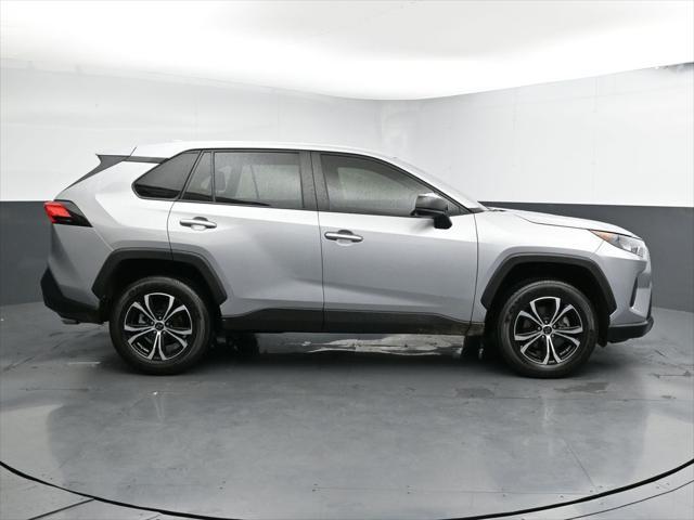 Photo of 2022 Silver Sky Metallic Toyota RAV4