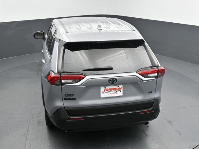 Photo of 2022 Silver Sky Metallic Toyota RAV4