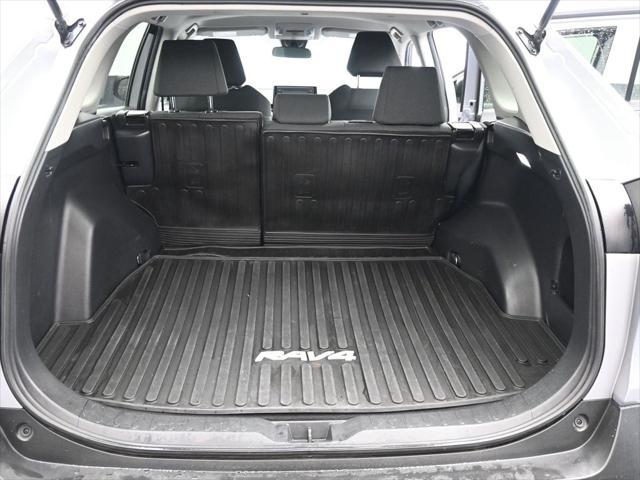 Photo of 2022 Silver Sky Metallic Toyota RAV4