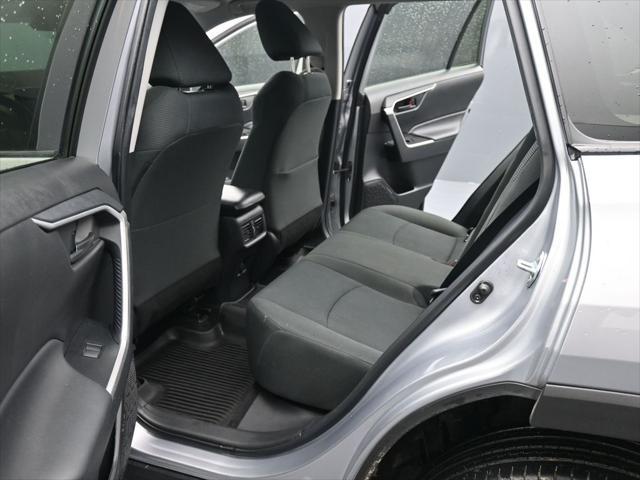 Photo of 2022 Silver Sky Metallic Toyota RAV4