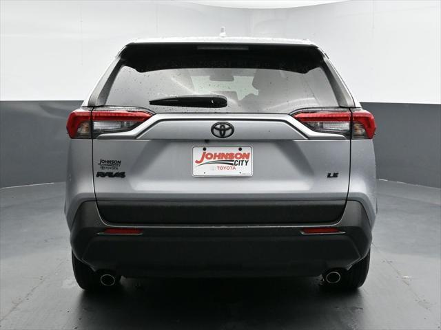 Photo of 2022 Silver Sky Metallic Toyota RAV4