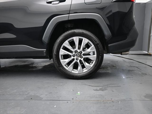 Photo of 2025 Midnight Black Metallic Toyota RAV4