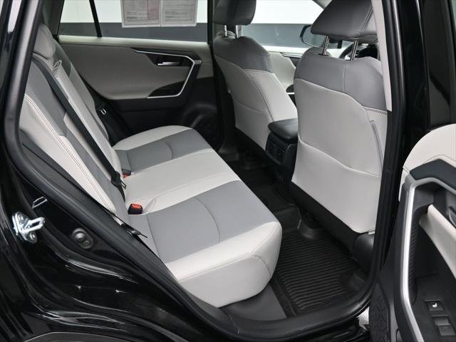 Photo of 2025 Midnight Black Metallic Toyota RAV4