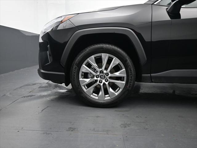 Photo of 2025 Midnight Black Metallic Toyota RAV4