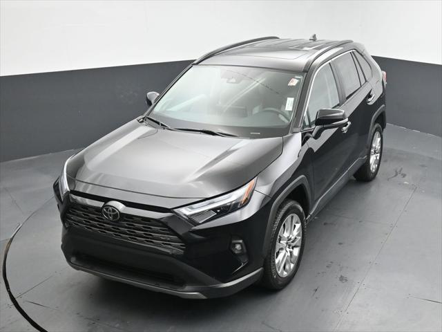 Photo of 2025 Midnight Black Metallic Toyota RAV4