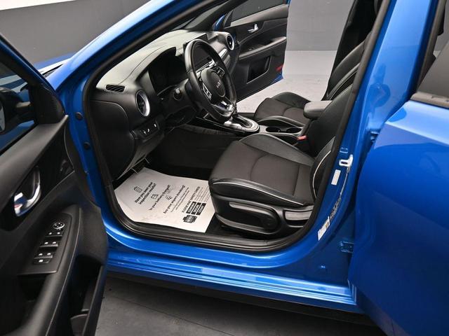 Photo of 2023 Sporty Blue Kia Forte