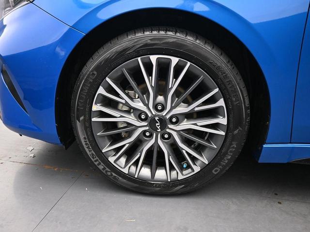 Photo of 2023 Sporty Blue Kia Forte