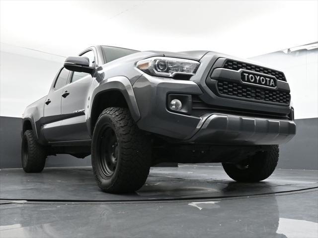Photo of 2017 Magnetic Gray Metallic Toyota Tacoma