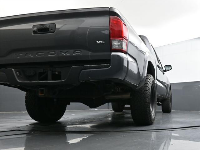 Photo of 2017 Magnetic Gray Metallic Toyota Tacoma