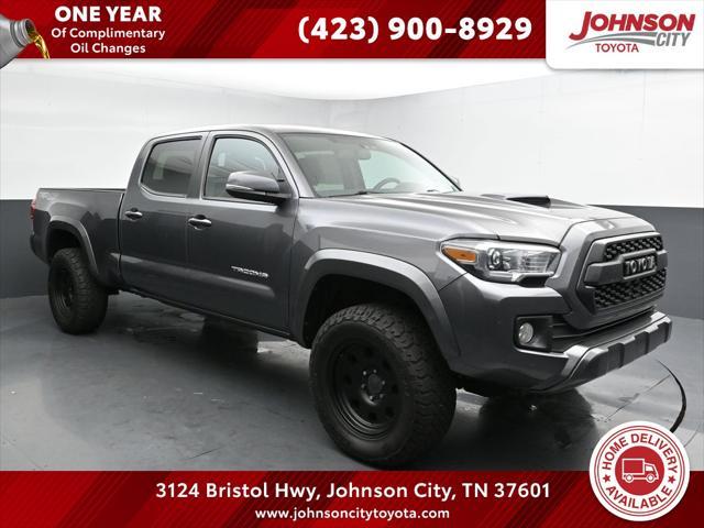 Photo of 2017 Magnetic Gray Metallic Toyota Tacoma