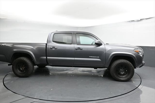 Photo of 2017 Magnetic Gray Metallic Toyota Tacoma