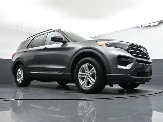 Photo of 2021 Gray Ford Explorer