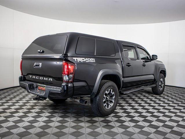 Photo of 2019 Midnight Black Metallic Toyota Tacoma
