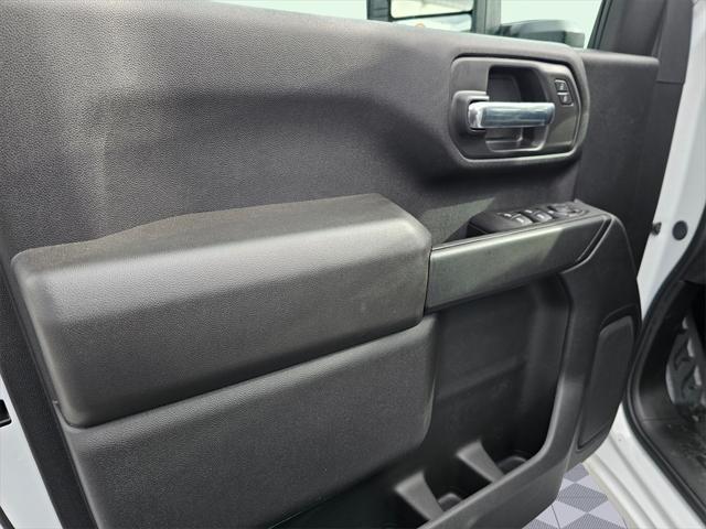 Photo of 2025 Summit White Chevrolet Silverado 2500