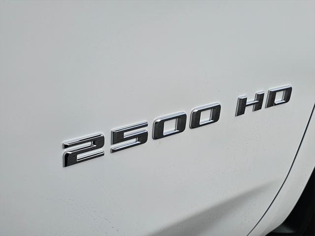 Photo of 2025 Summit White Chevrolet Silverado 2500
