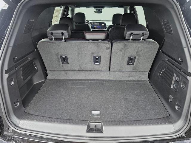 Photo of 2026 Mosaic Black Metallic Chevrolet Traverse