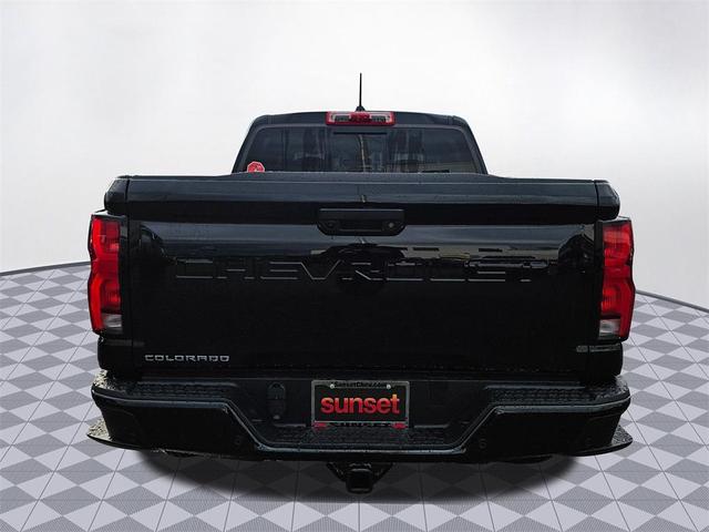 Photo of 2025 Black Chevrolet Colorado