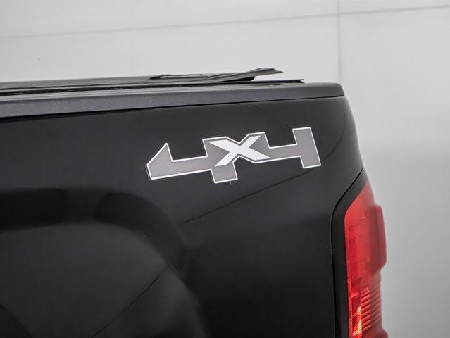 Photo of 2015 Onyx Black GMC Sierra 1500