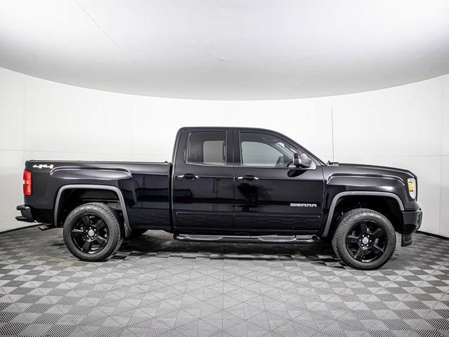 Photo of 2015 Onyx Black GMC Sierra 1500