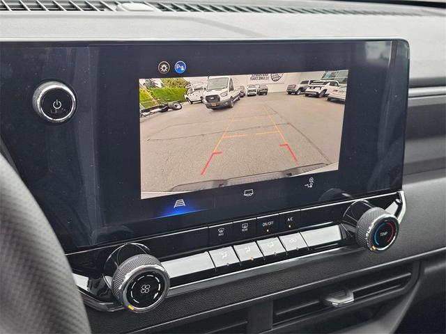 Photo of 2025 Summit White Chevrolet Colorado