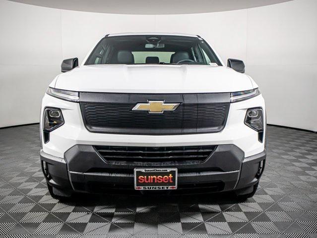 Photo of 2024 Summit White Chevrolet Silverado EV