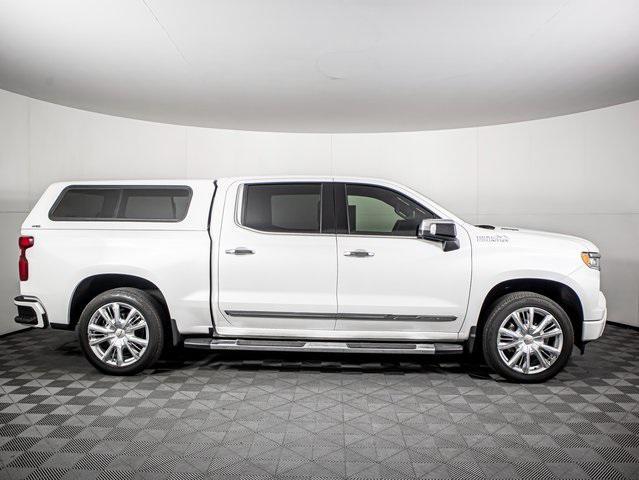 Photo of 2025 Iridescent Pearl Tricoat Chevrolet Silverado 1500