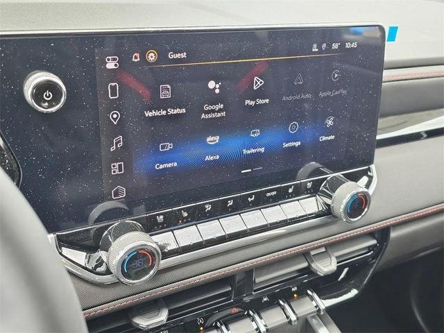 Photo of 2025 Summit White Chevrolet Colorado