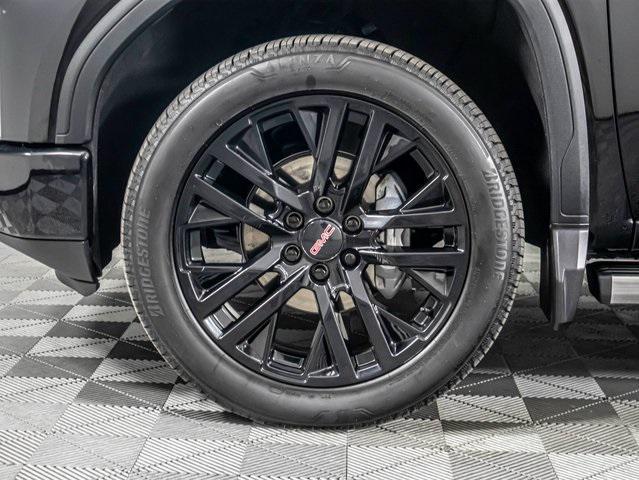Photo of 2022 Black GMC Sierra 1500