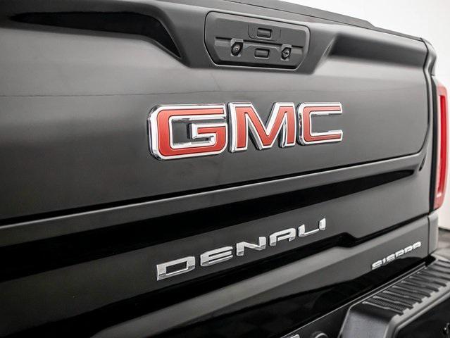Photo of 2022 Black GMC Sierra 1500