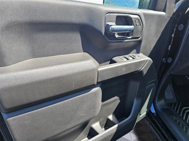 Photo of 2025 Black Chevrolet Silverado 1500