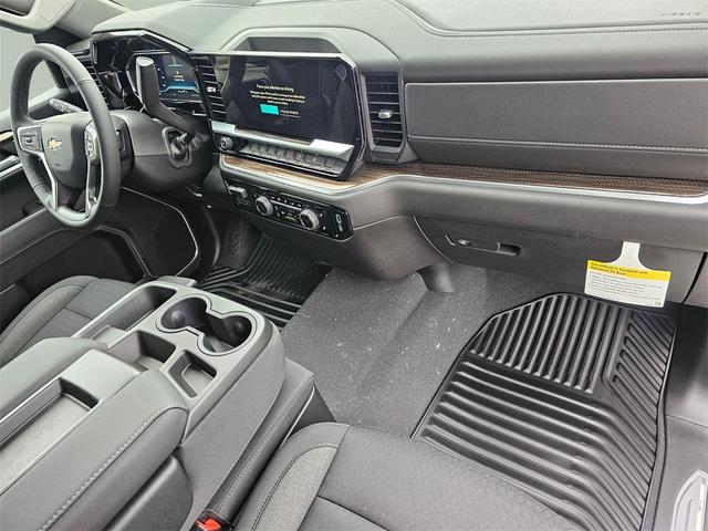 Photo of 2025 Summit White Chevrolet Silverado 1500