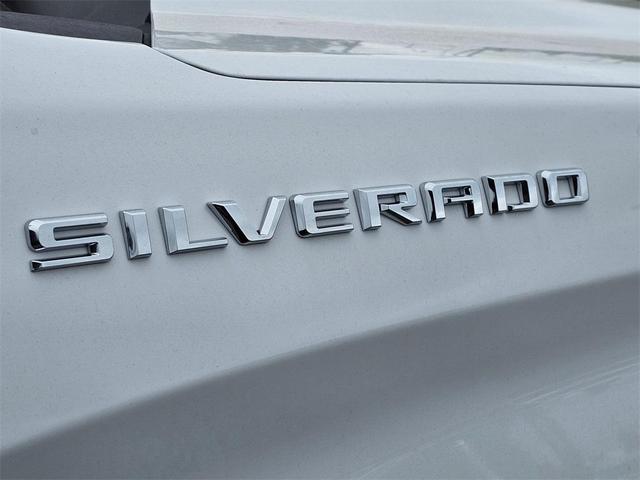 Photo of 2025 Summit White Chevrolet Silverado 1500