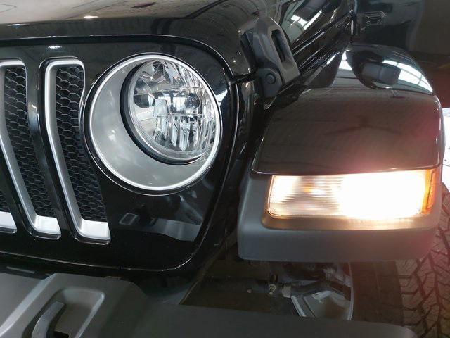 Photo of 2022 Black Clearcoat Jeep Wrangler Unlimited