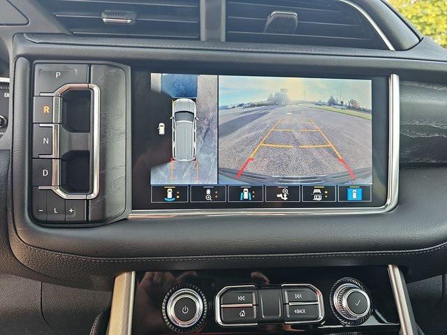 Photo of 2021 Onyx Black GMC Yukon XL