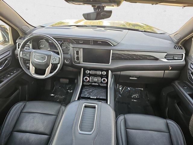 Photo of 2021 Onyx Black GMC Yukon XL