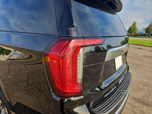 Photo of 2021 Onyx Black GMC Yukon XL