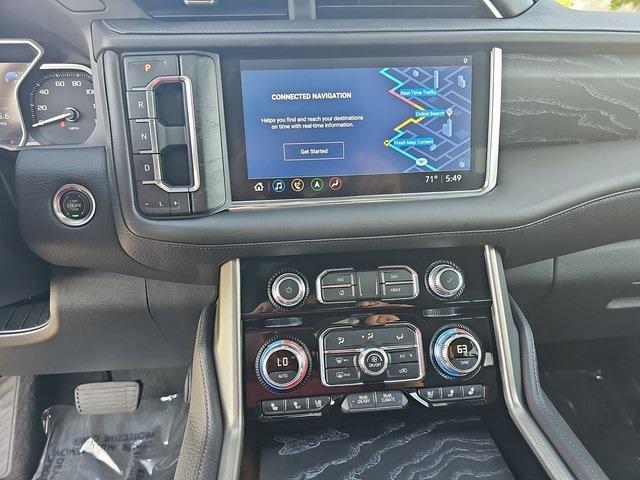 Photo of 2021 Onyx Black GMC Yukon XL