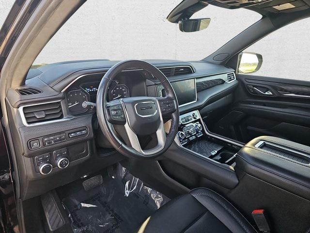 Photo of 2021 Onyx Black GMC Yukon XL