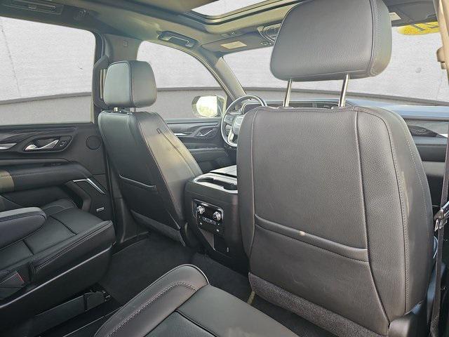 Photo of 2021 Onyx Black GMC Yukon XL