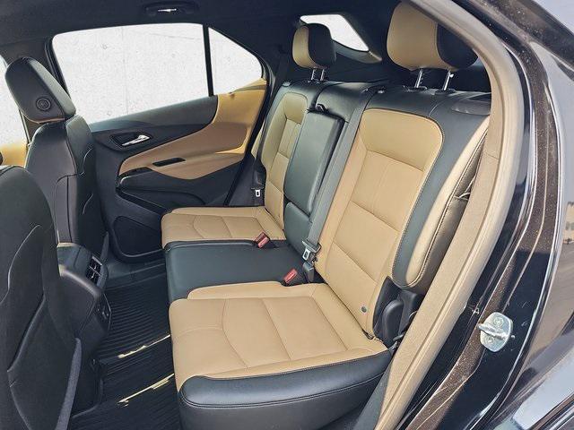 Photo of 2023 Mosaic Black Metallic Chevrolet Equinox